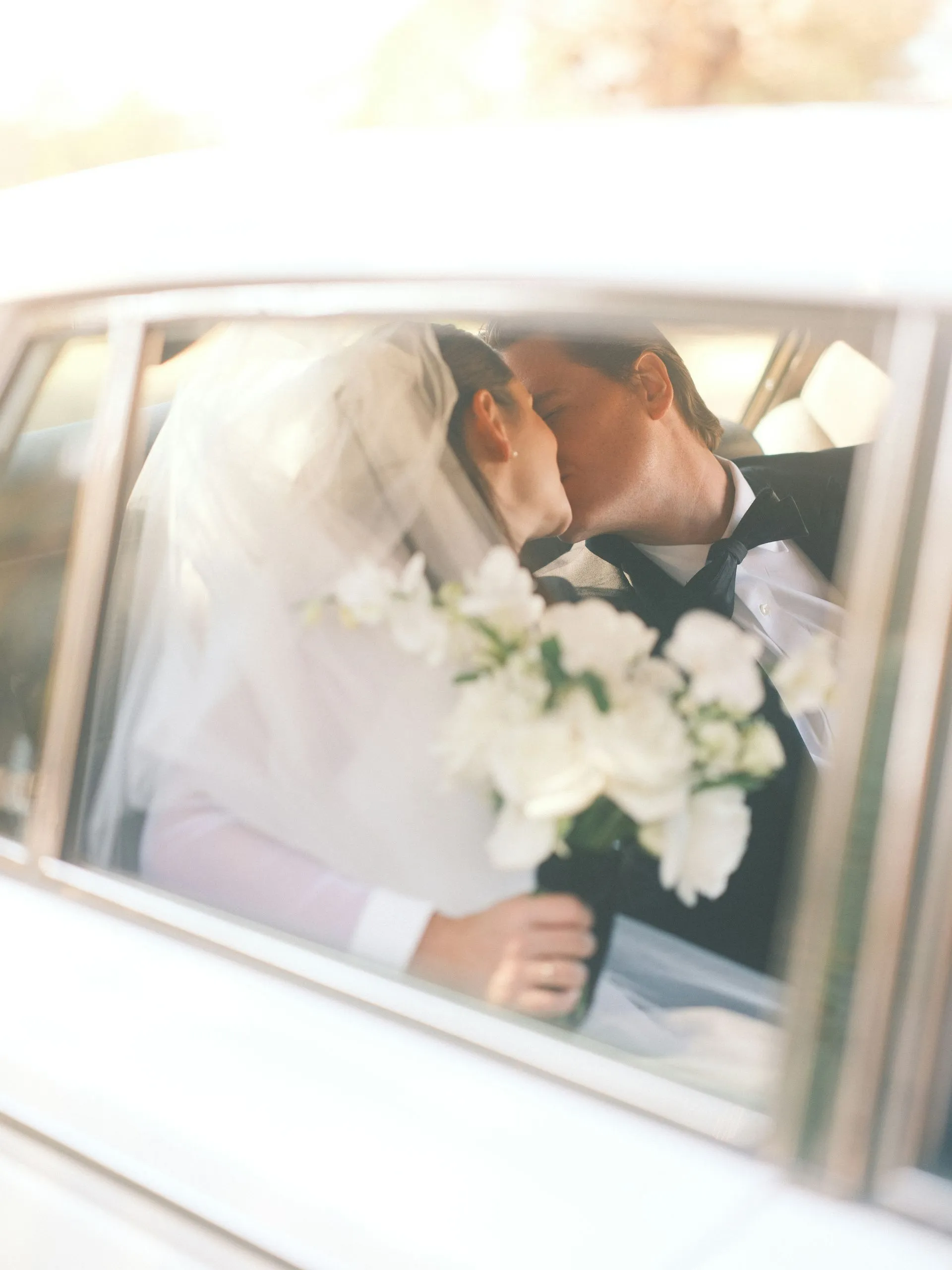 Wedding Shuttle Service in Cleveland, OH